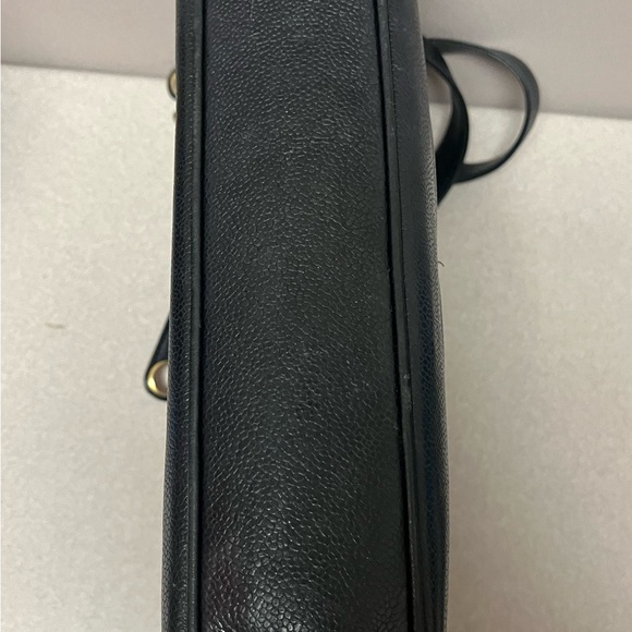 ❌SOLD❌Timeless Coco Chanel Tote - Picture 8 of 16